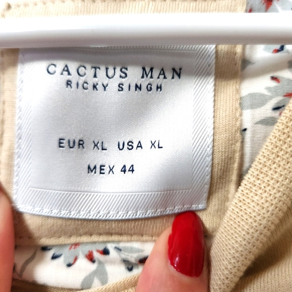 NWT XL Cactus Man T-shirt - Picture 4 of 5